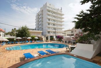 Hotel, Hotel Sultán