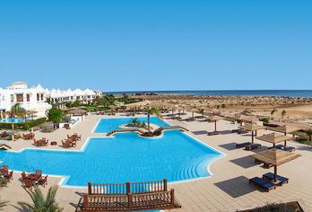 Hotel, Lahami Bay Beach Resort & Gardens