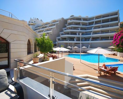 Macaris Suites & Spa-2