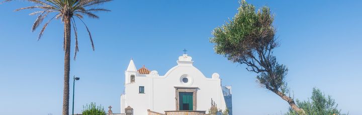 Die kleine Kirche Santa Maria del Soccorso.