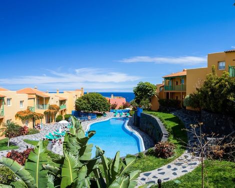 Apartamentos La Caleta-2