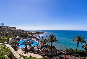 Hotel, BlueBay Beach Club
