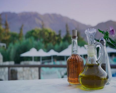 Vardis Olive Garden-3