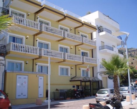 Orizzonte Hotel Letojanni-4