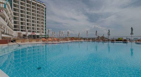 Berlin Golden Beach Hotel