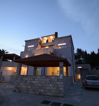 Villa Avantgarde