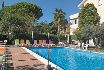 Hotel, Villa Paola