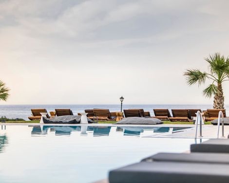 Insula Alba Sea Side Resort & Spa-3