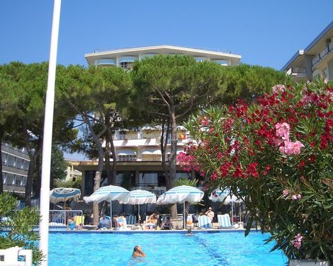 Hotel Ambasciatori Palace-1