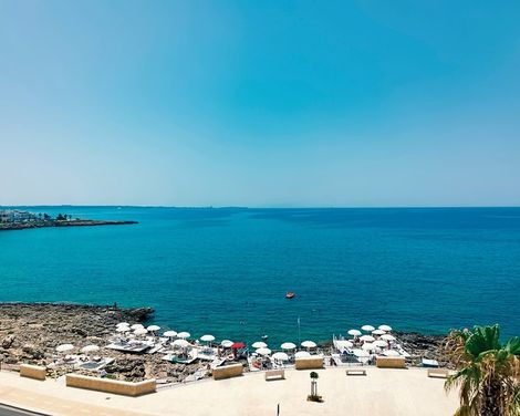 Grand Hotel Riviera-1