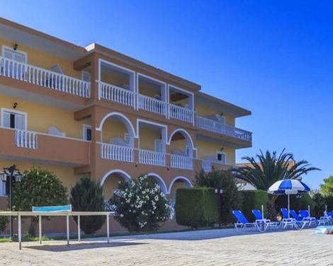 Derekas Studios & Apartments-2