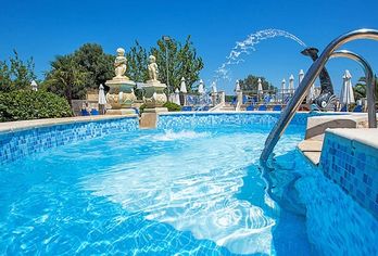 Hotel, Anna Maria Paradise