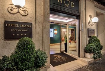 Hotel, Hotel Diana Roof Garden