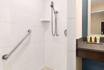 Hotel, Wyndham Garden Niagara Falls Fallsview