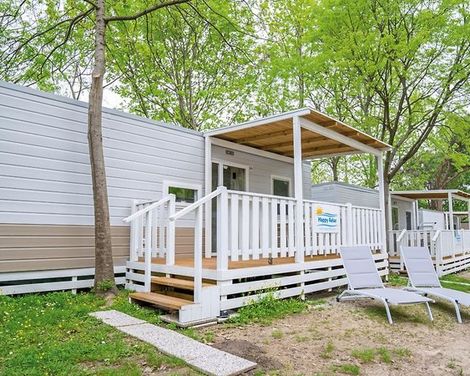 Campeggio Bella Italia Mobile Homes by Happy Camp-4