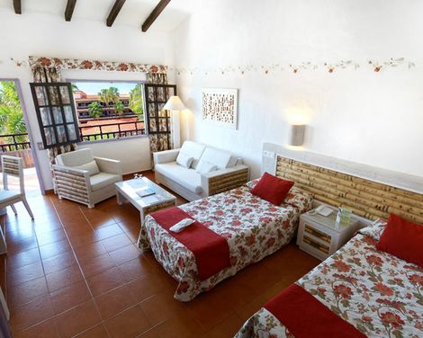 Hotel Parque Tropical-0