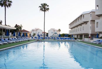 Hotel, Kissos Hotel