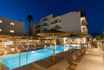 Hotel, Silver Beach Hotel