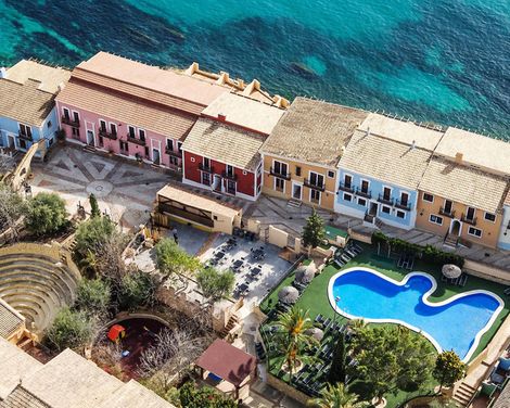 Occidental Pueblo Acantilado-1