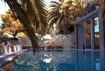 Hotel, Hotel Podstine