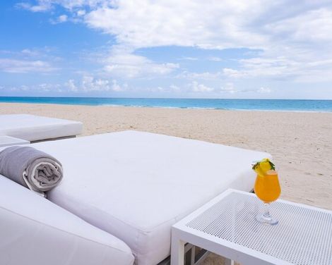 Tropical Deluxe Princess-3