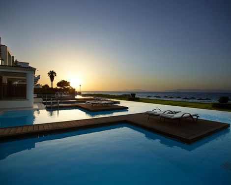 The Ixian Grand & All Suites-2