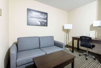 Hotel, Super 8 by Wyndham Truro NS