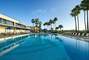 Hotel, Doubletree by Hilton at the Entrance to Universal Orlando