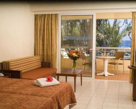 Kipriotis Maris Suites-4