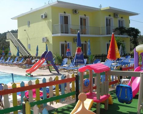 Amadeus Hawaii Studios & Apartments-2