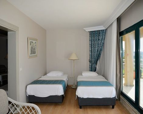 Aska Just In Beach-4