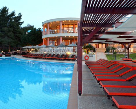 Alia Palace Luxury Resort Hotel & Villas-2