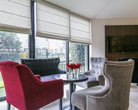Residhome Appart Hotel Val d'Europe-1