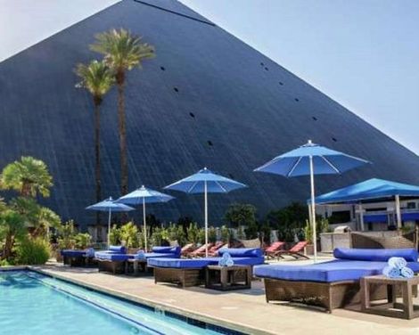 Luxor Hotel & Casino-2