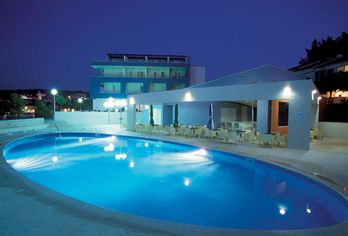 Hotel, Hotel Pastura