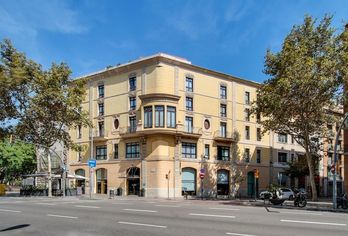 Hotel, Hotel Garbí Mil·lenni