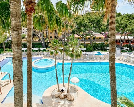 Iberostar Waves Cristina-1