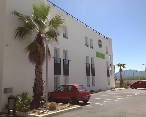 B&B HOTEL Cannes La Bocca Plage-3