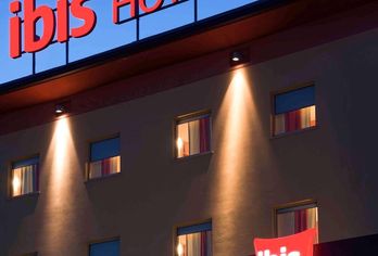 Hotel, Albergo ibis Como
