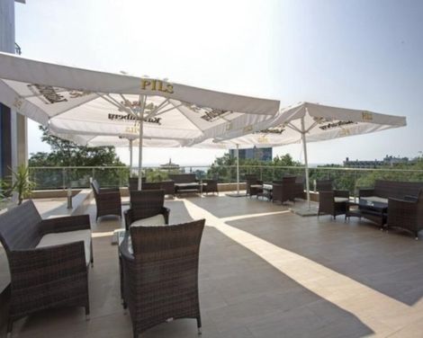 Hotel Slavey-1