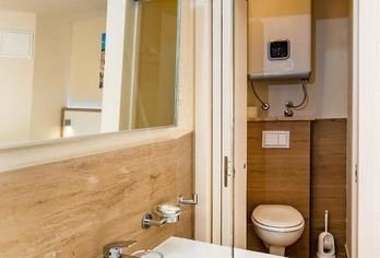 Hotel, Idassa Palace