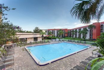 Hotel, Grand Hotel Orlando at Universal Boulevard