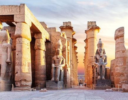 Statuen und Monumente in Ägypten