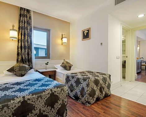 Alba Queen Hotel-0