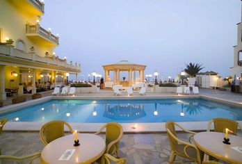 Hotel, Hellenia Hotel