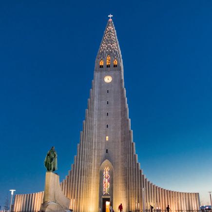 Angeleuchtete Kirche Stein Nacht