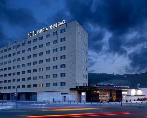 Hotel Puerta De Bilbao-3