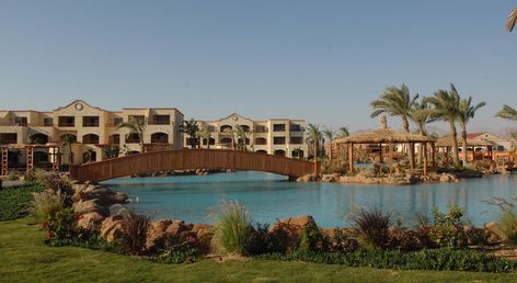 Regency Plaza Aqua Park & Spa Resort