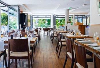 Hotel, Qube Hotel Bahnstadt