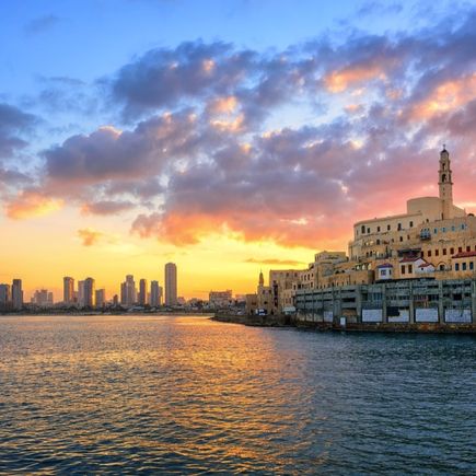 Tel Aviv Skyline am Abend